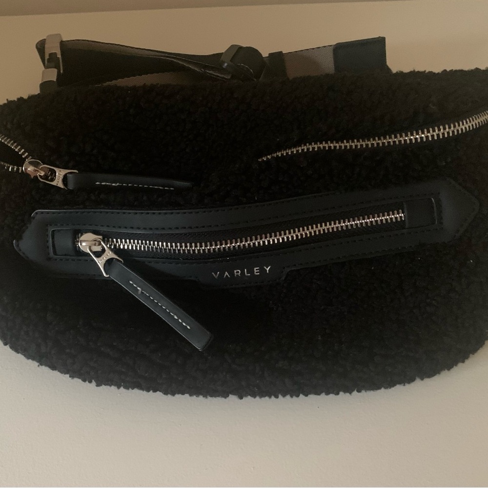 Varley Kansa Sherpa Bet Bag